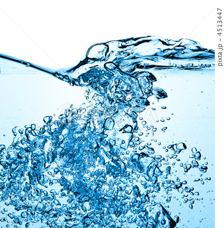 bubbles in water 4513447