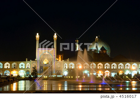 Imam Square at night, Isfahan, Iran 4516017