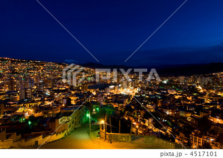 Panorama of night La Paz, Bolivia 4517101