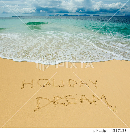 holiday dream written in a sandy tropical beach 4517133