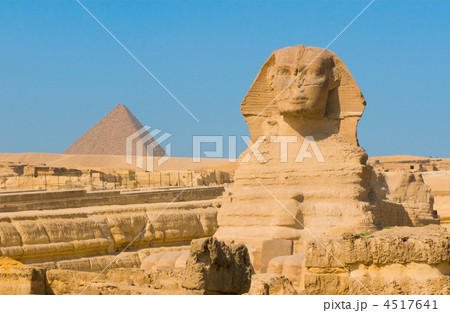 Sphinx and pyramids at Giza, Cairo Sphinx and pyramids at Giza, Cairo 4517641