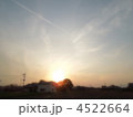 4522664
