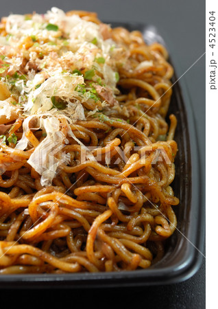 おいしいソースやきそば 4523404