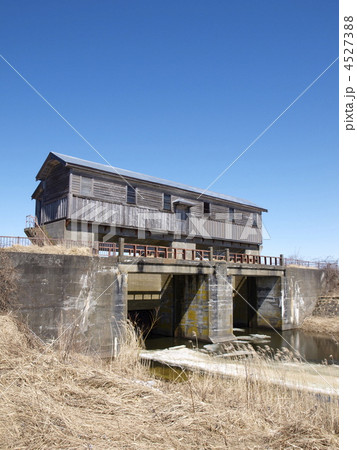 釧路湿原国立公園岩保木水門 4527388