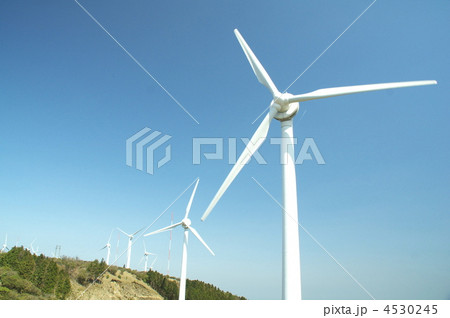 三重県・青山高原の風力発電施設-3 三重県・青山高原の風力発電施設-3 4530245
