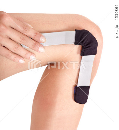 Trauma of  knee in hinged  brace. 4530364