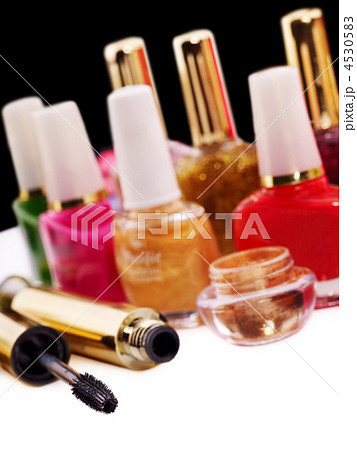 Decorative cosmetics. Decorative cosmetics. 4530583