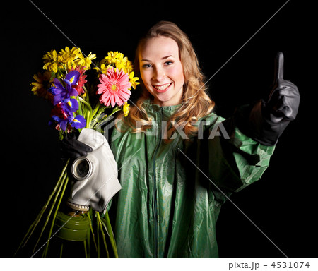 Young woman with gas mask . 4531074