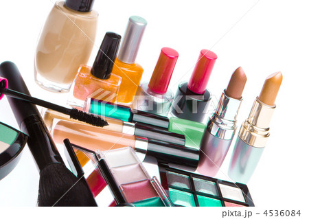 set of cosmetic products 4536084