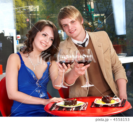 Couple on date in restaurant. 4558153
