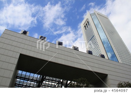 新国立劇場と東京オペラシティ 4564097