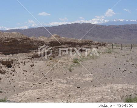 甘粛省嘉峪関 万里の長城 甘粛省嘉峪関 万里の長城 4564350