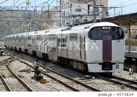 JR215系電車　中央本線 4571614