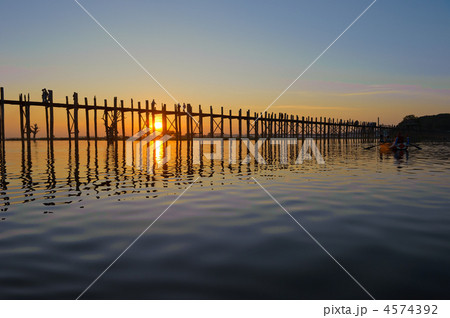 U Bein bridge, Mandalay, Myanmar 4574392