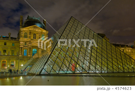 Louvre museum at night, Paris, France 4574623