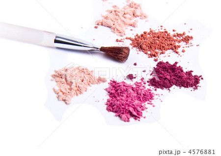 crushed eyeshadow 4576881