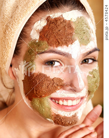 Natural homemade clay facial masks . Natural homemade clay facial masks . 4578424