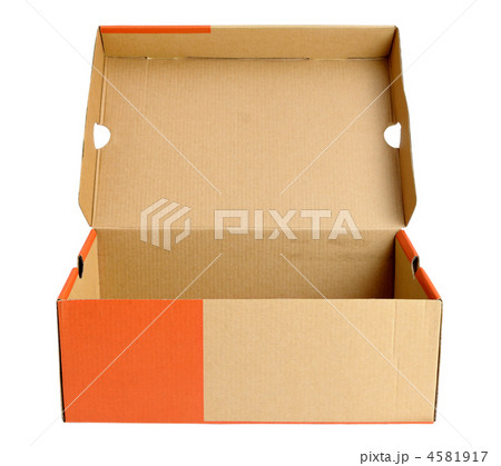 Open empty shoe cardboard box isolated on white background 4581917