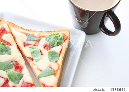 ピザトースト 4588651