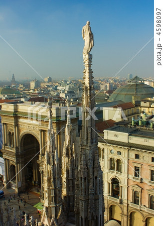 spires  of Milan cathedral 4598097