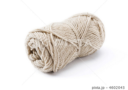 ベージュの毛糸玉 4602043