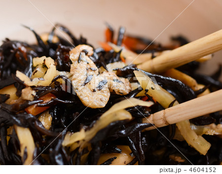 ヒジキの煮物 4604152