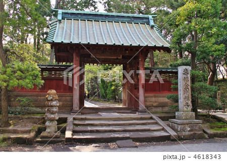 鎌倉・寿福寺の山門 4618343