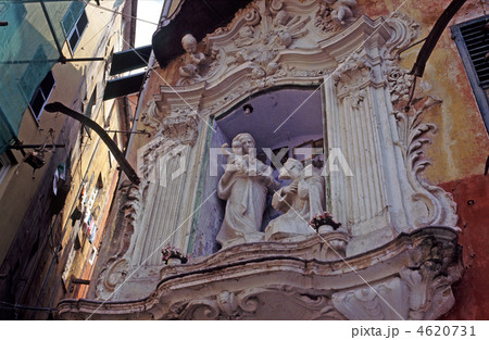 イエスと聖母の彫刻 4620731