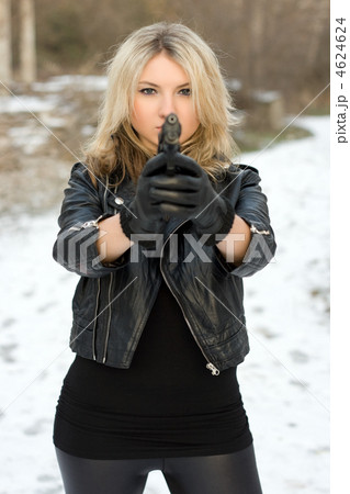 Seductive girl aiming Seductive girl aiming 4624624