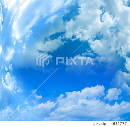 雲の合成背景のイラスト素材
