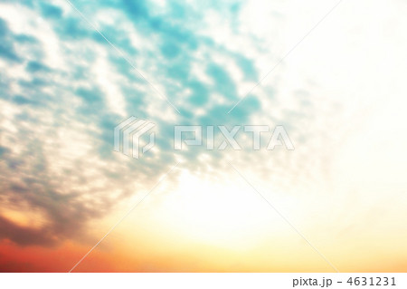 アイスブルーとオレンジの空 アイスブルーとオレンジの空 4631231