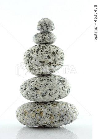 積み上げた石 4635458