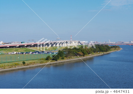 荒川と高速 4647431