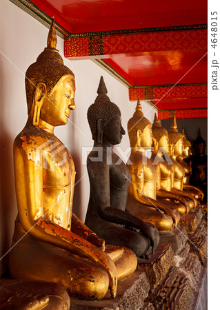 Sitting Buddha statues, Thailand Sitting Buddha statues, Thailand 4648015