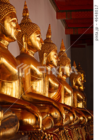 Sitting Buddha statues, Thailand Sitting Buddha statues, Thailand 4648017