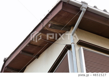 老朽化の軒 老朽化の軒 4651527
