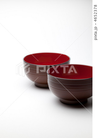 4652378