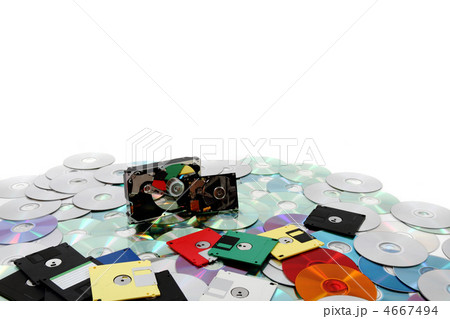 hard drive, floppy disc, and cd-rom 4667494