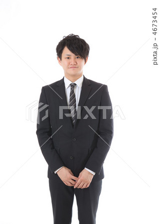 若いビジネスマン 若いビジネスマン 4673454