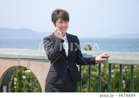 商談中の女性 4678884