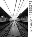 駅と線路と直線 4683273