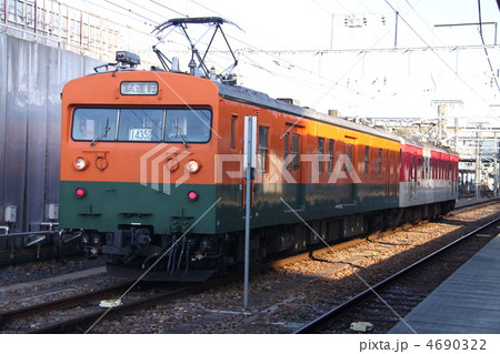松本駅　１４３系＋１２３系 4690322