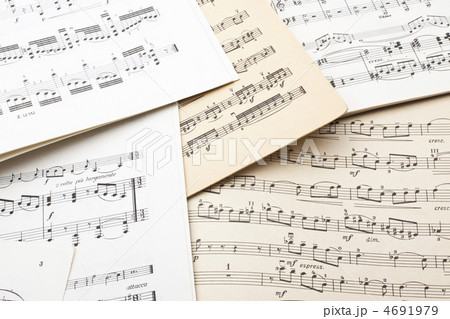 old sheet music 4691979