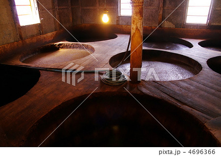 醤油蔵の大杉樽 醤油蔵の大杉樽 4696366