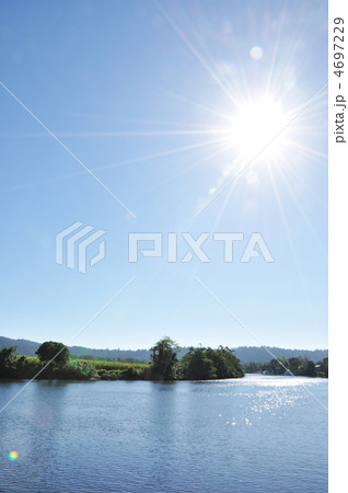 マルグレーブ川からの朝日(ケアンズ　Cairns, Australia） 4697229