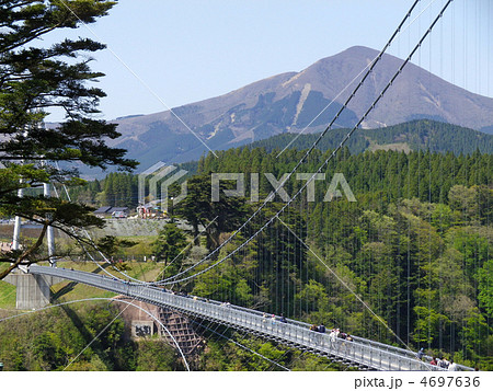 九重"夢"大吊橋と涌蓋山　大分県玖珠郡九重町 4697636