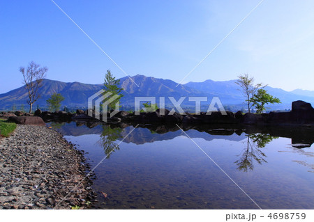 逆さ阿蘇五岳 逆さ阿蘇五岳 4698759