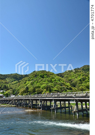 京都 嵐山 渡月橋 新緑 京都 嵐山 渡月橋 新緑 4701774