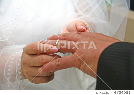 指輪交換 4704081