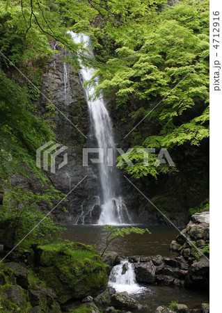箕面の滝 箕面の滝 4712916